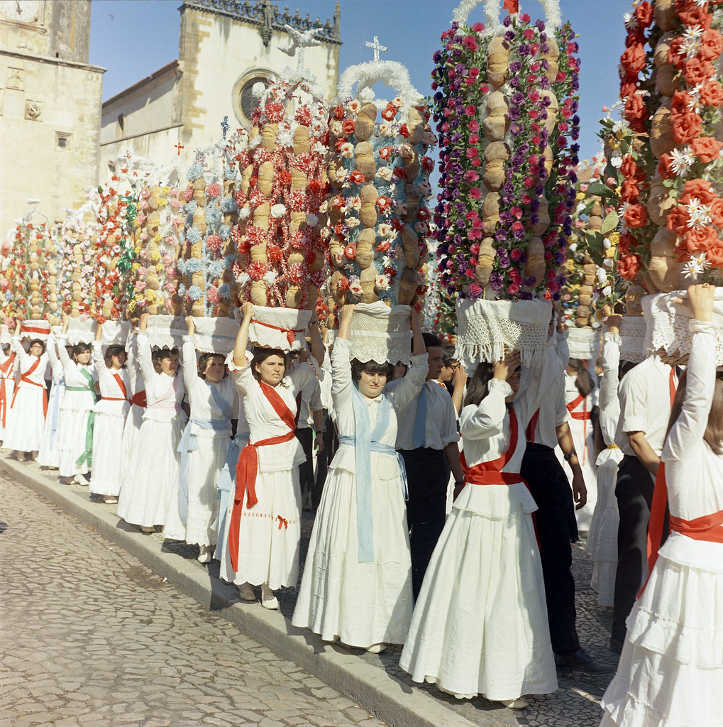 «Festa dos Tabuleiros de Tomar» no Inventário Nacional do Património Cultural Imaterial